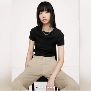 Banana Republic Black Ribbed Short Sleeve T-Shirt | Size Large